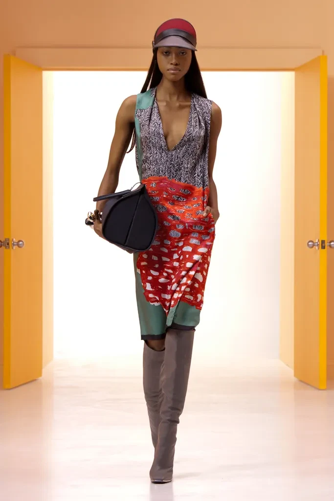 Balenciaga — 2012 Balenciaga by NICOLAS GHESQUIERE Silk Print Runway Dress FR40 US8 M, Resort