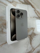 Apple iPhone 15 Pro - 256GB - Titan Natur (Ohne Simlock)