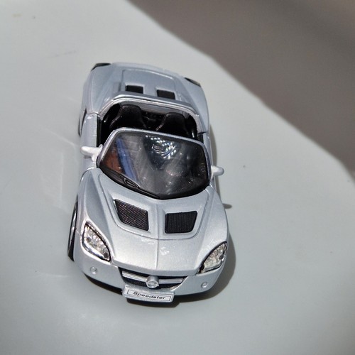 Opel Speedster Diecast Model Car 1/34 - New In Box by Welly - Picture 5 of 7