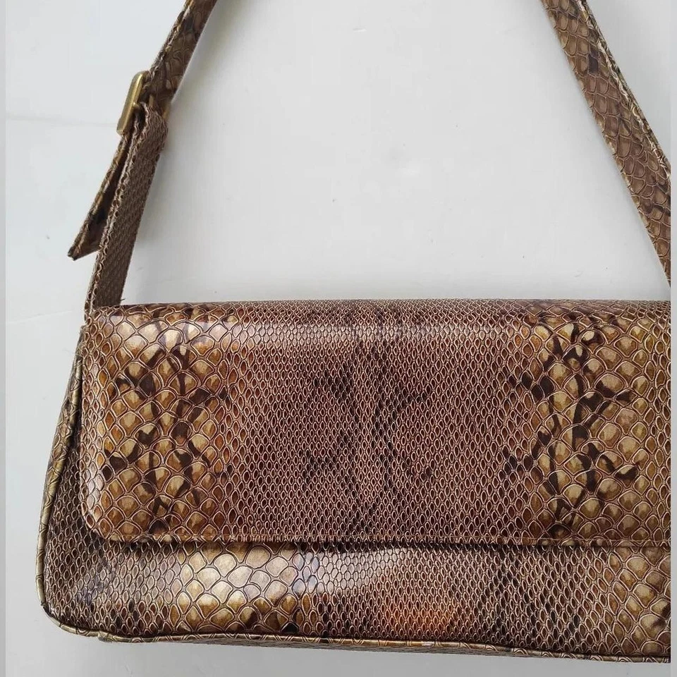 Vintage y2k 00s 2000s faux snake skin shoulder baguette bag baddie handbag - Image 3 of 4
