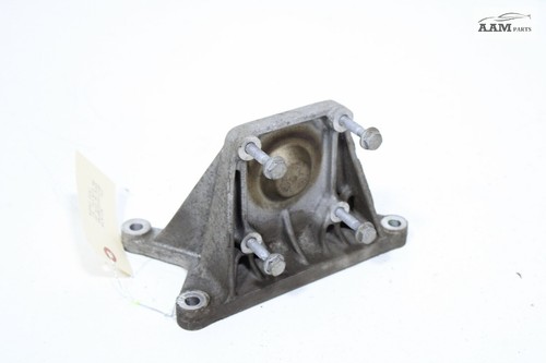 2014-2021 MASERATI GHIBLI AUTO TRANSMISSION GEAR BOX MOUNT BRACKET OEM - Picture 3 of 6