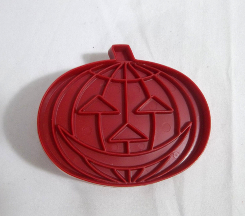 Vintage Tupperware Set of 8 Red Holiday Cookie Cutters - Picture 7 of 10
