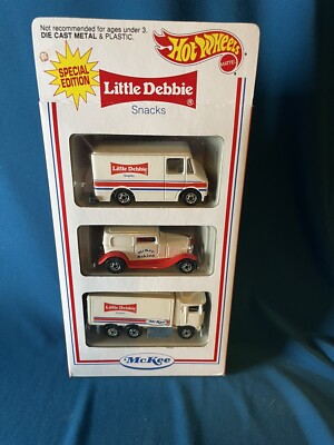 Special Edition Hot Wheels Little Debbie Snacks 1994 1/64 Delivery
