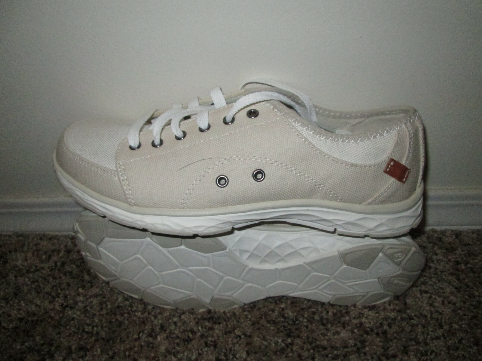 dr scholl's memory foam cool fit sneakers