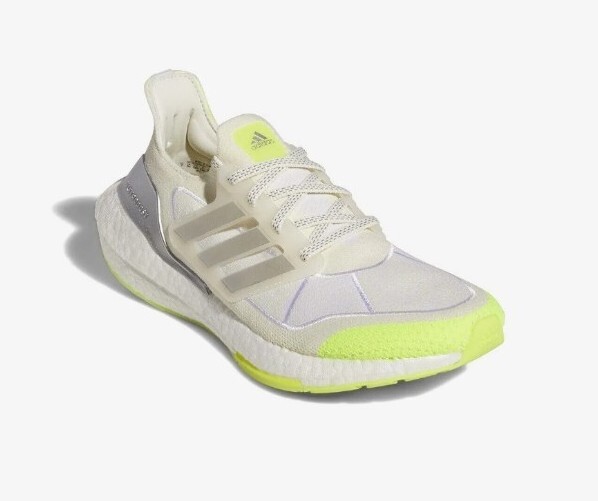 Adidas Originals Ivy Park Ivytopia Ultraboost 22 Shoe HR0181  display picture 3