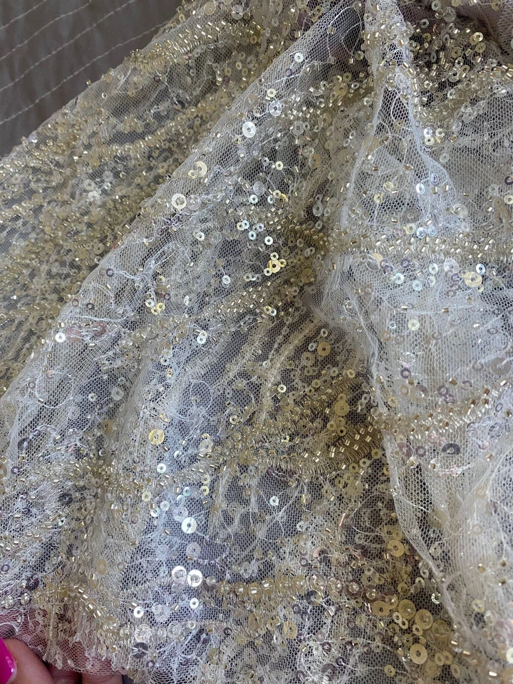 Vestido formal hecho a mano para niña con lentejuelas talla 4T / 5T Foto 4 de 4