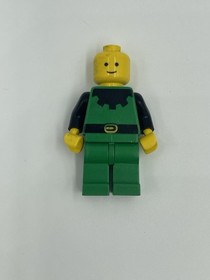 LEGO Castle Forestmen's Crossing (6071) Mini Figures, Horse And Baseplate