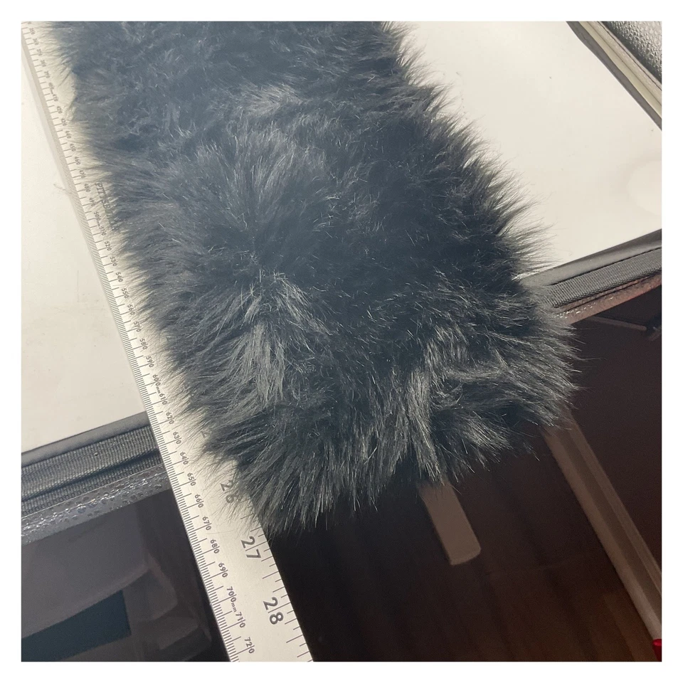 Cola peluda 26 pulgadas negra - accesorio de disfraz Foto 3 de 3