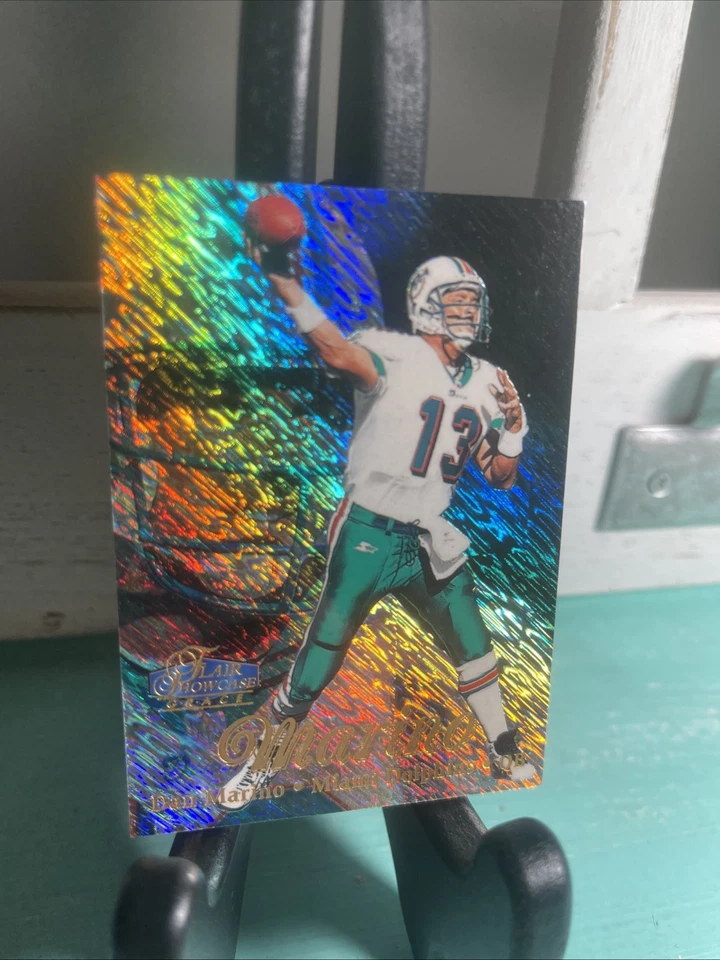 Dan Marino 1998 98 Flair Showcase Row 1 Foil Parallel Insert Card Miami Dolphins - Image 2 of 4