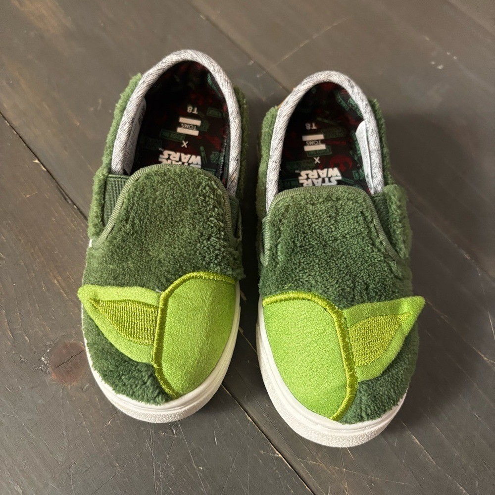 Slip On Hook Loop Closure Toddler T8 Green