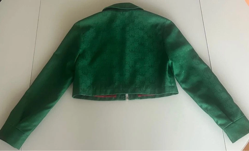 CHAQUETA CORTA USADA GUCCI X ADIDAS EN VERDE MUY BUENA Foto 4 de 4