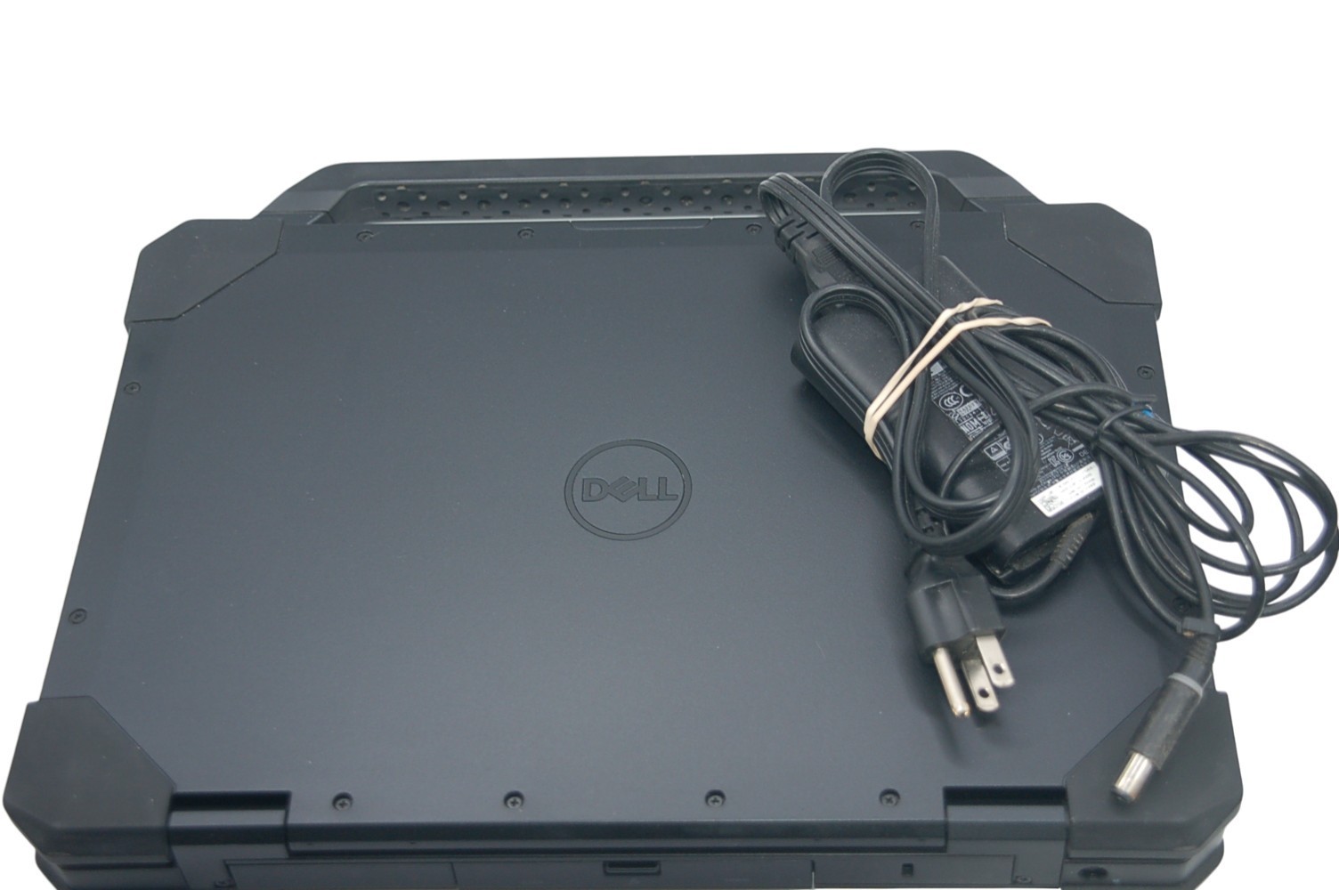 Dell Latitude 5420 Rugged i5 de 8.ª generación 16 GB de RAM, SSD de 256 GB, pantalla FHD de 14", Win 11, imagen 8