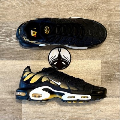 Nike Air Max Plus  Black University Gold  DM0032-013 Men's Size 13