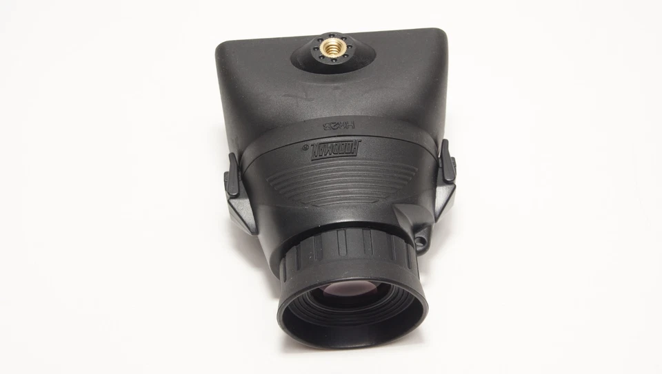 Hoodman H32MB HoodLoupe Outdoor Digital Camera Viewfinder for 3.2" Screens - Image 3 of 4