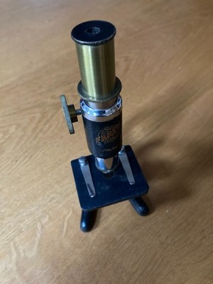 Vintage Farth Mikroskop kleines Schülerfernrohr fehlender Spiegel schöner Zustand