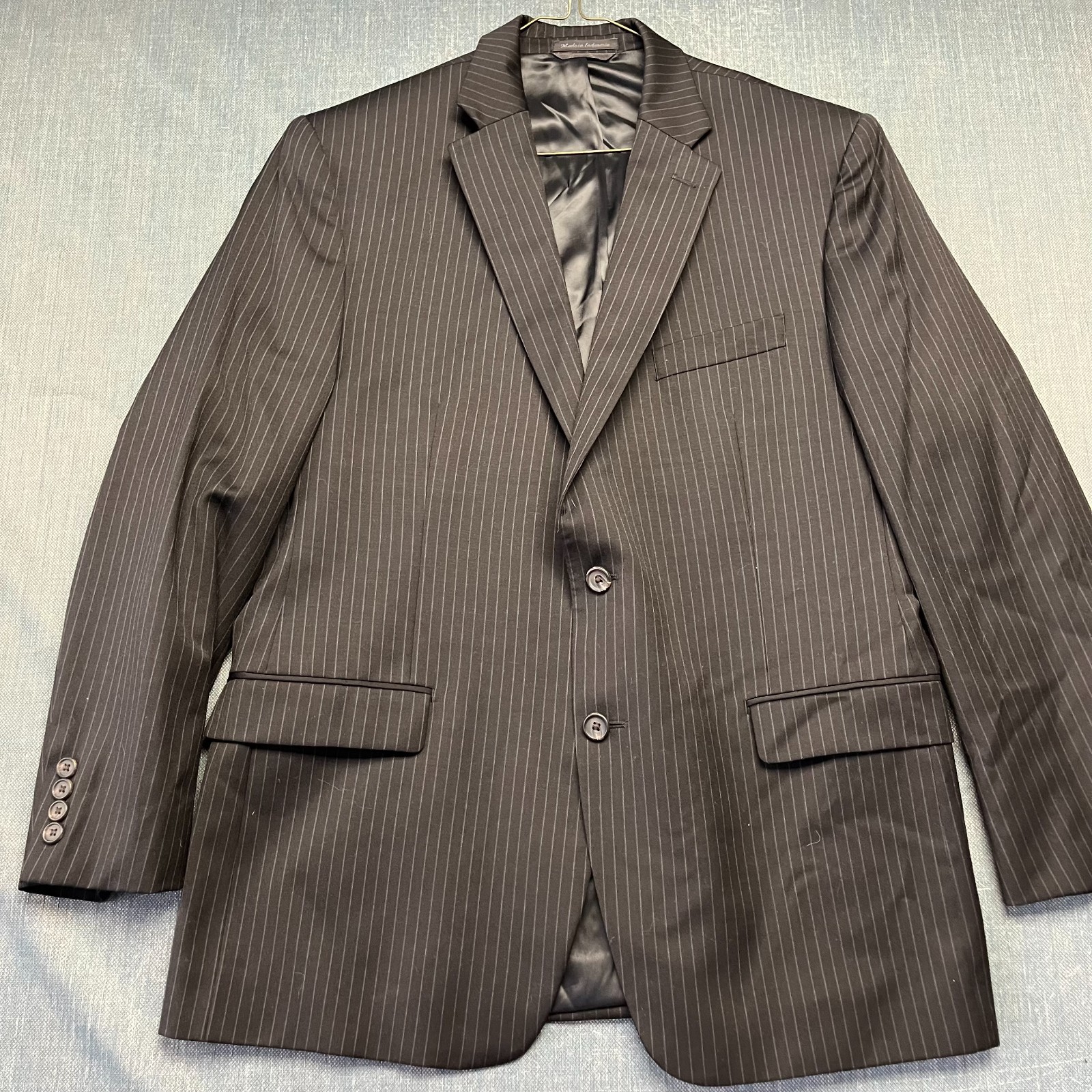 Lauren Ralph Lauren Men's Pinstripe Suit Size42R Black 2 Button Pleated 100%Wool