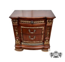 Vintage Pulaski Carved Italian Renaissance Style Mahogany Bachelors Chest