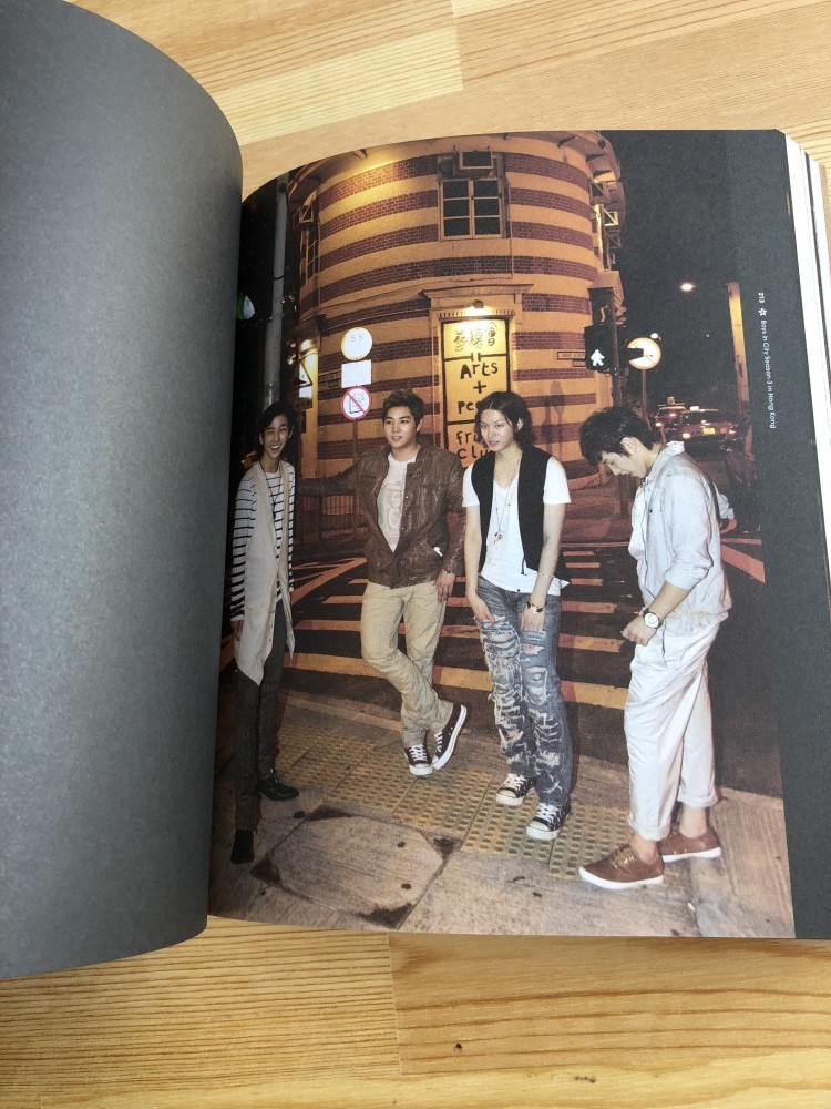 SUPER JUNIOR Boys In City Season 3 Hong Kong DVD + Photobook +