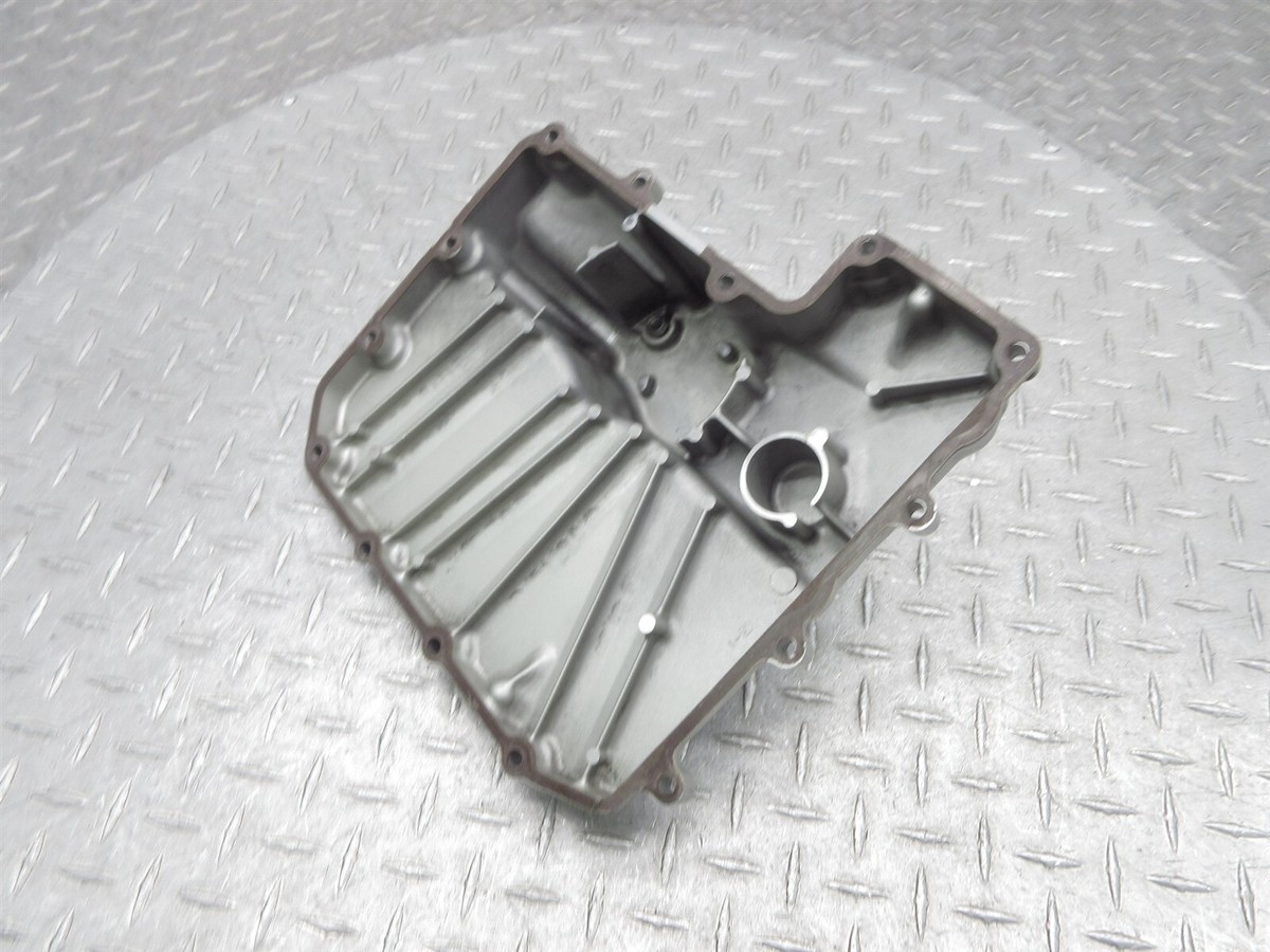 スーパー9 98 - 01 Kawasaki Ninja Zx9r ZX 9 Oil Pan Sump 49034-1128