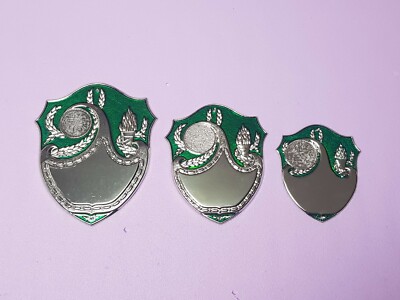 Metall Pokal Mittelschild erhaben LEER silber grün Farbe Größenwahl Stil D