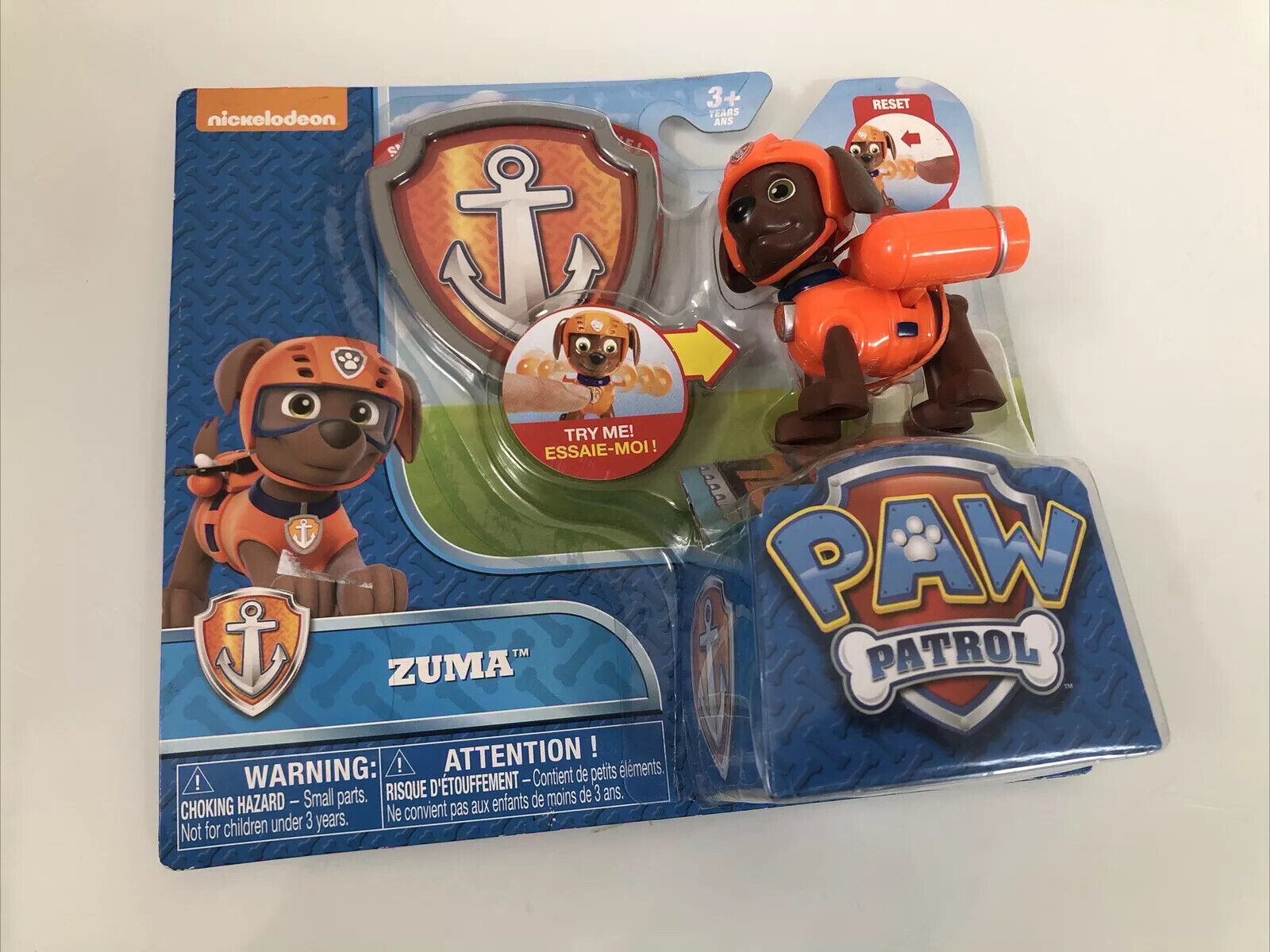 Paw Patrol Pup - Zuma Action Pack Pup Figure & Badge - Classic Figure New Toy