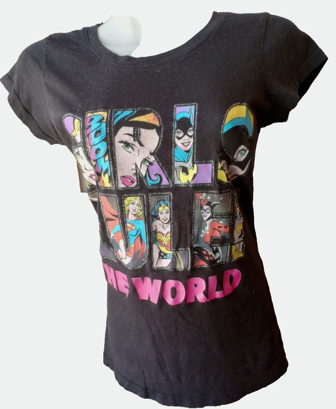 DC cómics black T-shirt- size S (girls rule)
