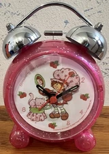 VINTAGE 2002 URBAN STATION STRAWBERRY SHORTCAKE MINI TWINBELL ALARM CLOCK