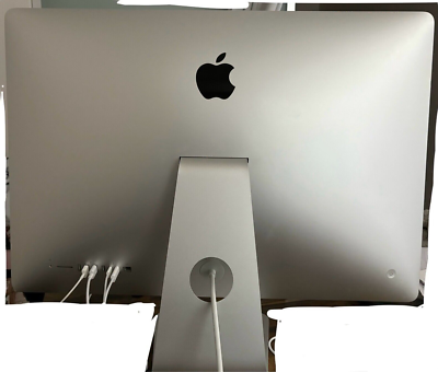 Apple iMac (Retina 5k, 27-in , 2019) Excellent Condition+ Magic