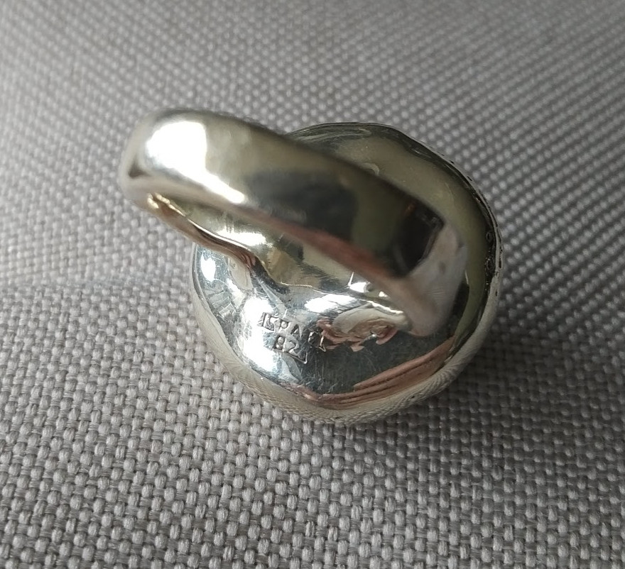 Statement ring silver curved edges linear pattern… - image 4