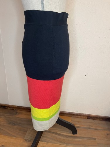 NEU Damen Rock Apart mit Etikette Gr. 40 (138) - Bild 3 von 8
