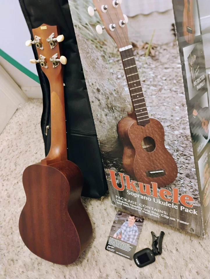 Kala Makala Ukulele Classic Soprano  (MK-S) With Bag, Box & Tuner  - Image 3 of 4