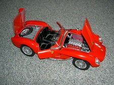 Ferrari "F 250 Testarossa" (Bburago 1957), (1:18), (unbespielt)  -