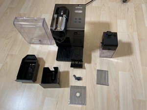 Nespresso Delonghi EN520.DB / .R Lattissima grau rot Ersatzteile Tank Maschine