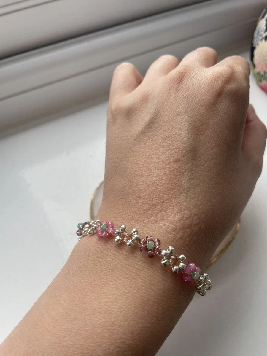 Daisy flower deals bracelet