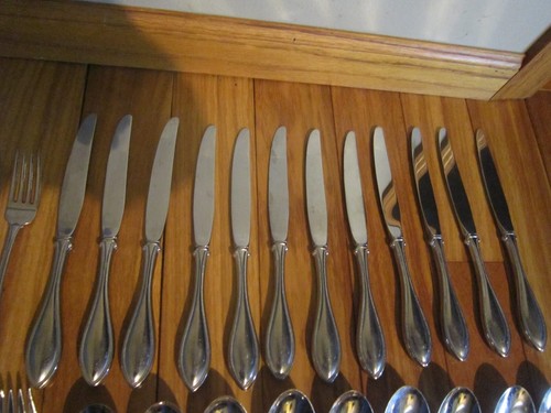 Oneida Arbor American Harmony Stainless 63 PIECES USA Beaded 12 PLACE SETTING#30 - Picture 2 of 8