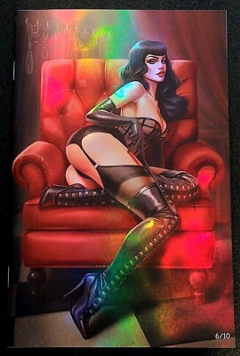 Skyline #4 Rare Bettie Page Virgin Chrome Foil Variant Cover Karych #6/10