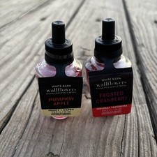 Bath  Body Works Home Fragrance Refills wallflower bulbs Fall Favorite Lot Of 2
