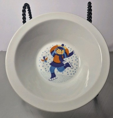Vintage CP Colditz Childrens Bowl Ice Skating Winter Scene GDR East Germany 60s