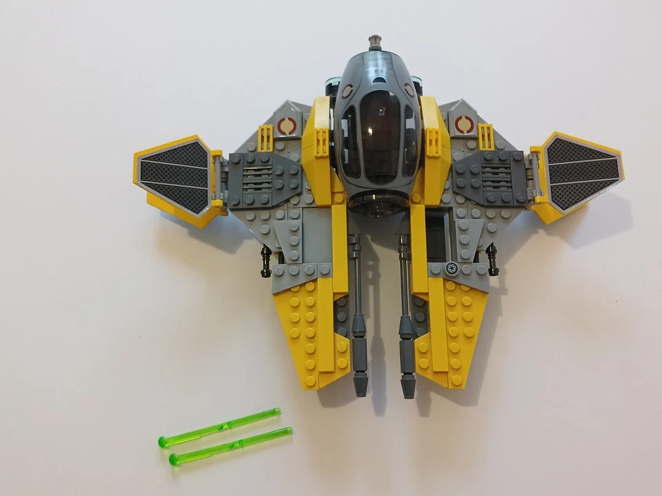 LEGO Star Wars 75281 Anakin's Jedi Interceptor, photo 3 sur 4