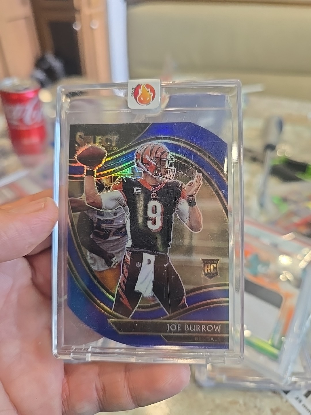 2020 Panini Select - Field Level Joe Burrow #346 Blue Prizm Die-Cut (RC)