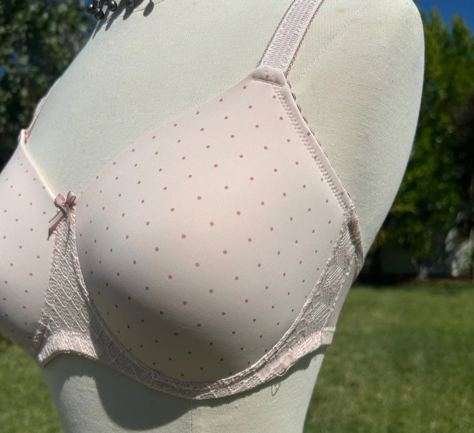 NUEVO CON ETIQUETAS-Amoena "Anna" #44917 Sujetador quirúrgico sin costuras, copa moldeada, sin cables, con bolsillos Foto 2 de 3