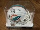 DE'VON ACHANE Signed Dolphins White Mini Helmet BECKETT WITNESSED 4W418691