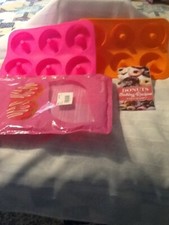 Silicone Donut Mold New in Package 2 pieces and directions