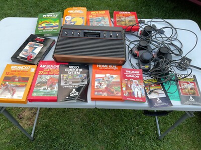 VINTAGE 1978 ATARI VIDEO COMPUTER SYSTEM With MANUAL,CONTROLLERS, GAMES