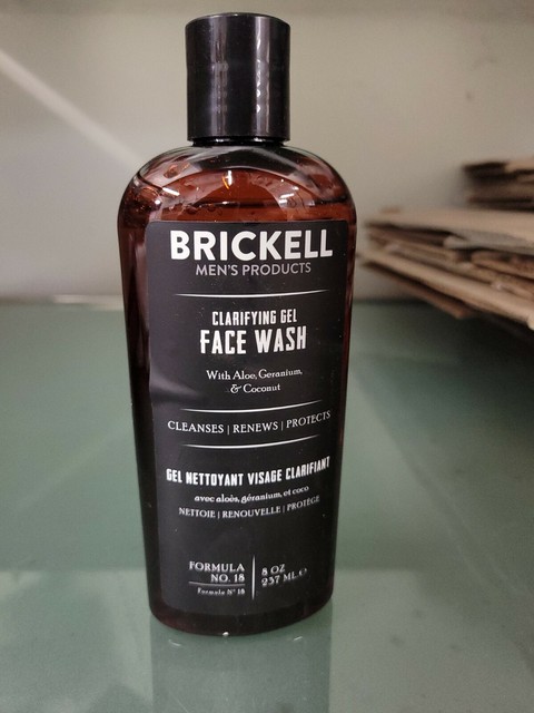 brickell men's clarifying gel face wash