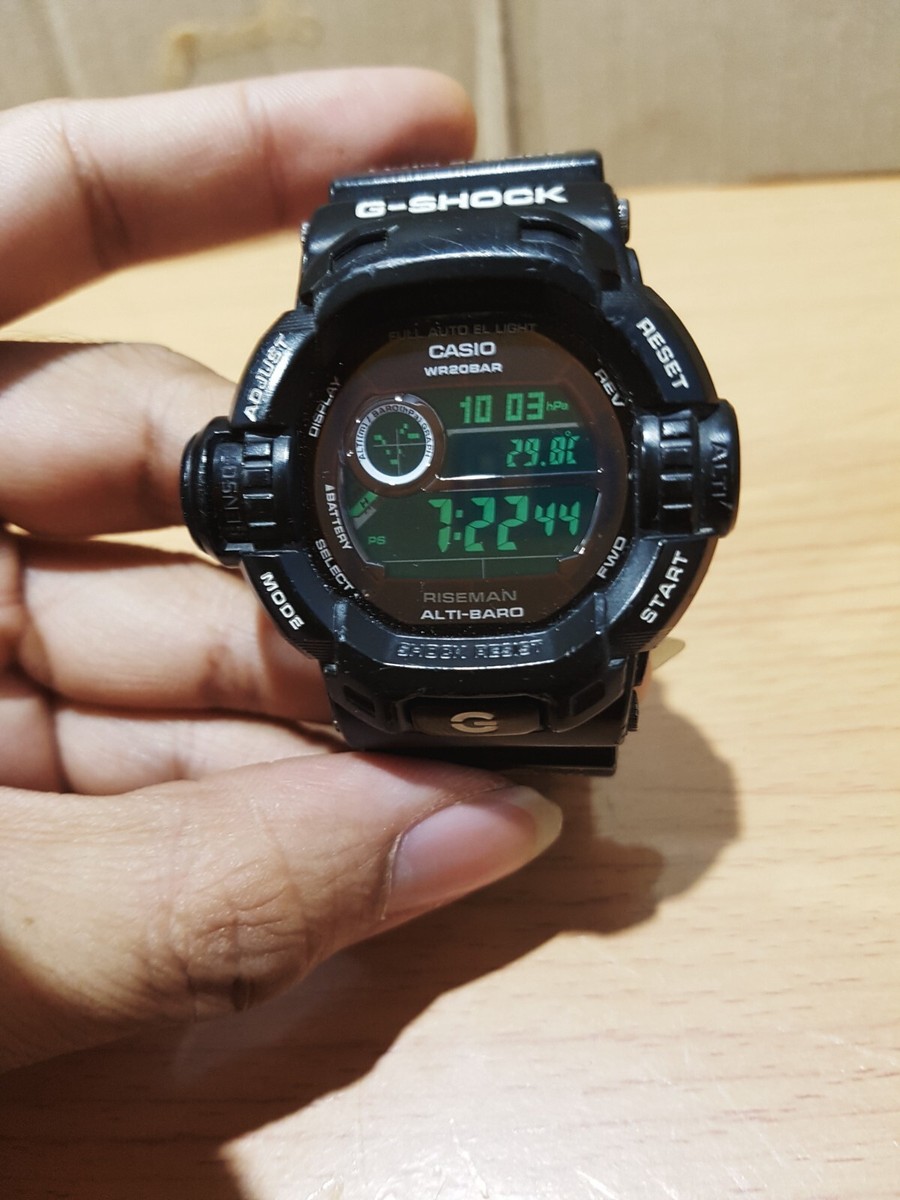 G-Shock Vintage G-9200 Dragon Riseman Black LCD Alti-Baro G-Shock Vintage G-9200 Dragon Riseman Black LCD Alti-Baro