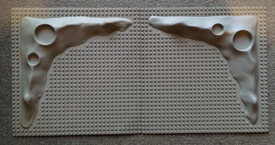 Lego Spazio 2 basi di gioco con crateri lunari anni 80 - Immagine 2 di 4