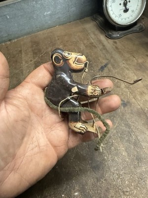 Vintage Climbing Palm Tree Monkey Shines Pressed Steel Tin Toy Wind Up Parts USA