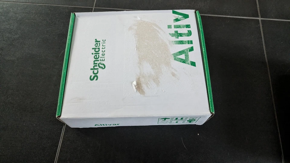 VARIATEUR ATV340U15N4E  1,5kW  100% NEW !!!! SCHNEIDER ELECTRIC  - Photo 4/4