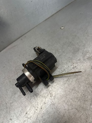 Volkswagen Multivan T4 2000 Diesel 75kW Turbolader Druckwandler Magnetventil